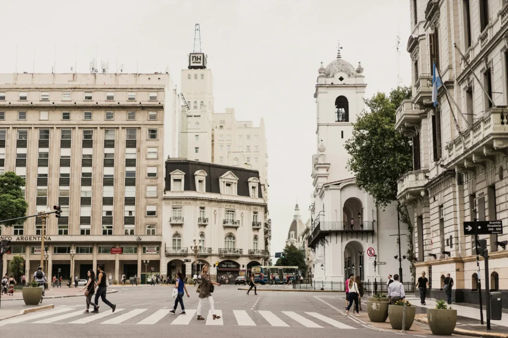 How to move to Argentina