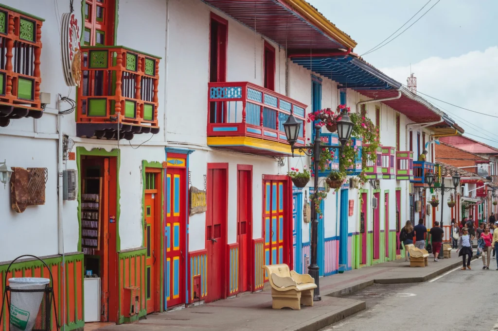 How to retire in Colombia