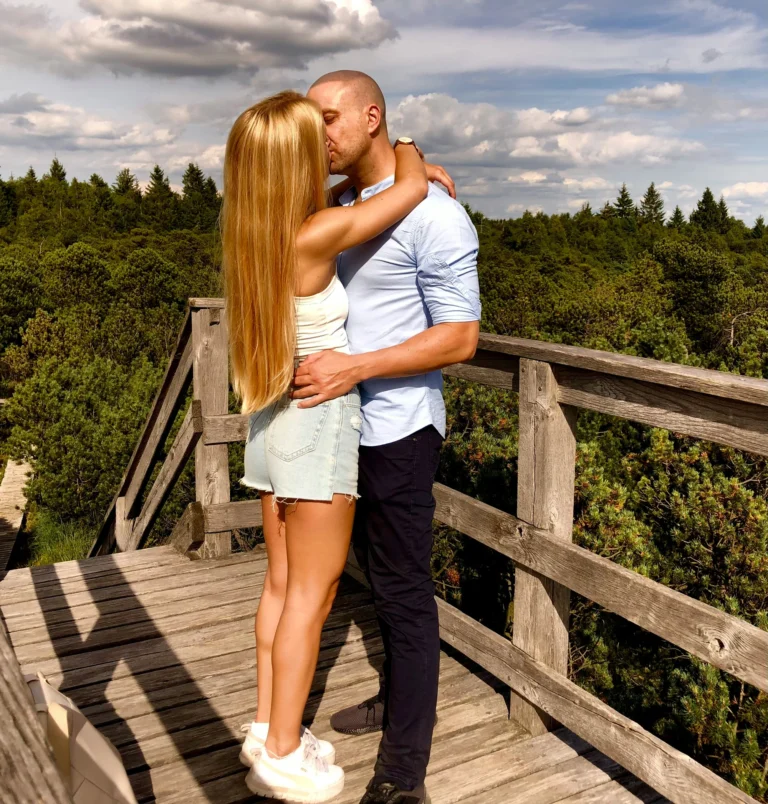 Retirees in love